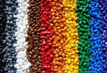 Новый вид пластика сохраняет все свойства после переработки. Ученые разработали пластик, который можно перерабатывать бесконечно