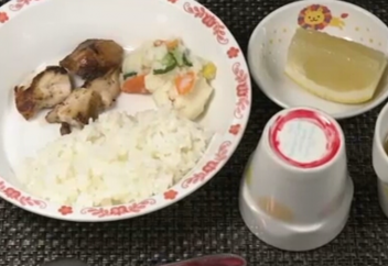 В столице Японии детсадовцы получают халяльное питание. Шотландия закрепила право женщин на бесплатные гигиенические товары