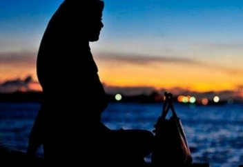 Ауыз ашарға 2 (екі) сағат қалғанда хайыз келді. Ораза бұзылды ма?