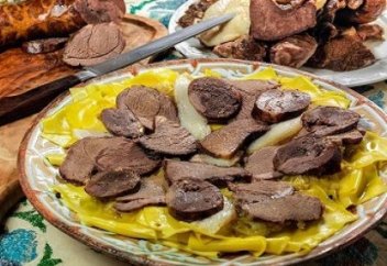Казахские национальные блюда будут изучать в лабораторных условиях