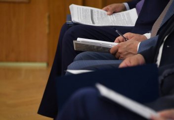 Правила проведения общественных слушаний изменили в Казахстане