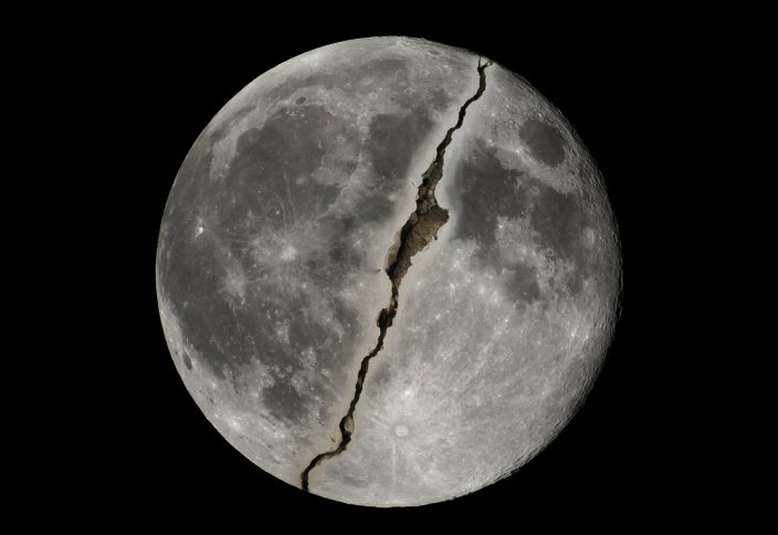 НАСА подтвердило: Пророк ﷺ расколол Луну (Фото)