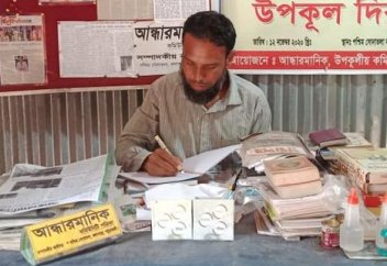 Қолмен жазылатын газеттің танымалдылығы мен таралымы артып келеді