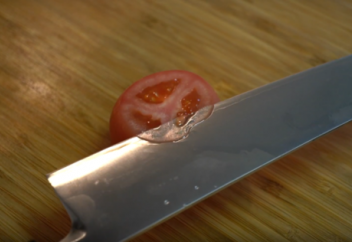 «Қылдан жіңішке, қылыштан өткір» (видео)