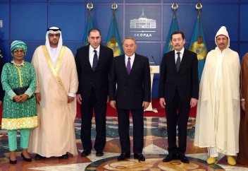 Саудия королі Елбасыға баға жетпес сыйлық тарту етті