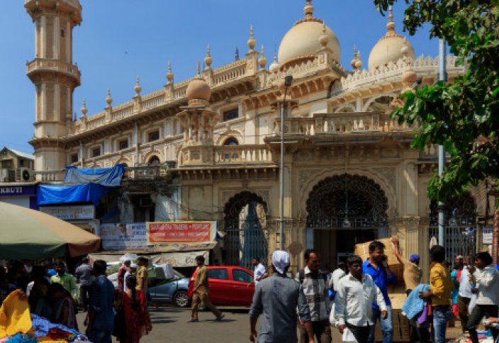 В Мумбаи разрешили азан в мечетях
