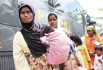 Мир для мусульман рохинья