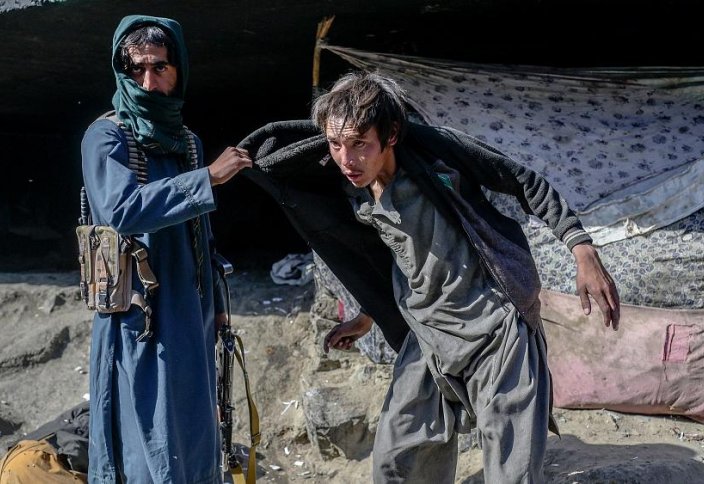 "Талибан" борется с наркоманией (видео)