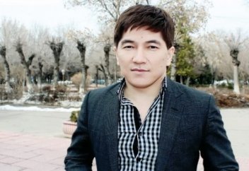 Сәкен Майғазиев 5 млн теңгені қайырымдылыққа жұмсады