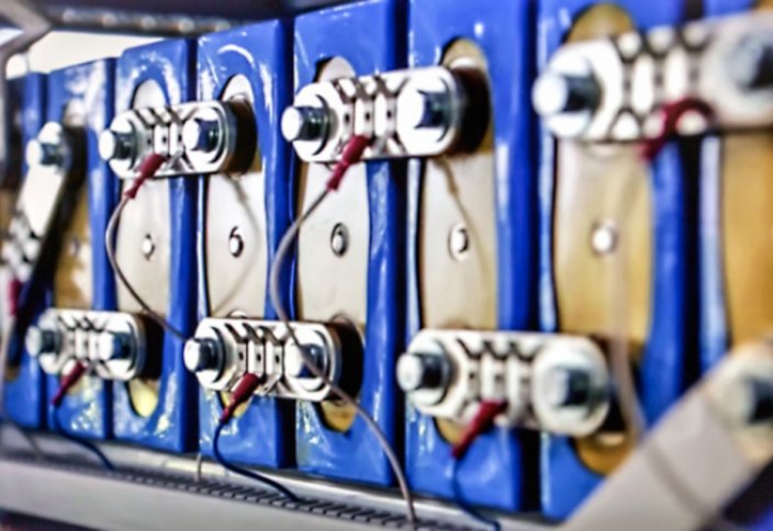 Ученые придумали аккумулятор для автомобилей, который заряжается от холода