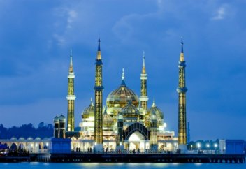 Бизнес және ислам: БАӘ-де күніне 4 жаңа миллионер пайда болады екен