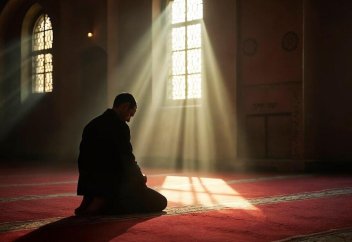 Намазды уақыты шығып кетті екен деп Қаза ниетімен оқыса...