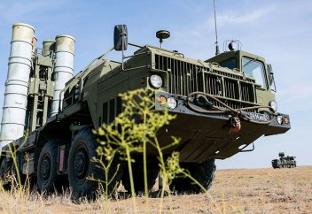 США ограничат доступ Турции к американским военным технологиям из-за С-400