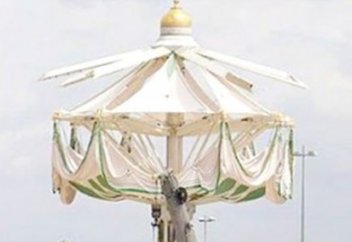 Харам мешітінде алып шатыр құрылады