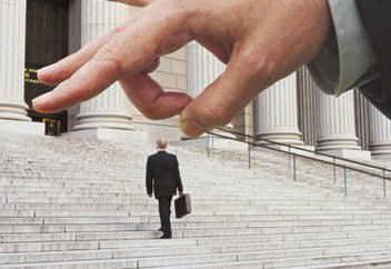 Увольнение за неэффективность – как все сделать по закону?