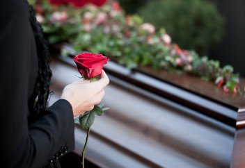 Өзге дін өкіліне "иманды болсын" деп айтуға бола ма?