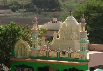 Язычники и суфии молятся в одном храме – как?