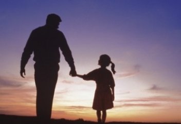 Әкемді құшақтар едім...