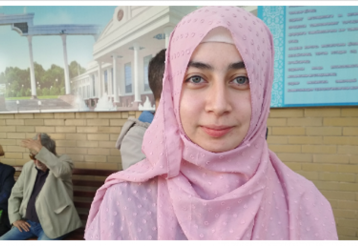 Разное: Исламская академия Ташкента вынудила студенток надеть парики