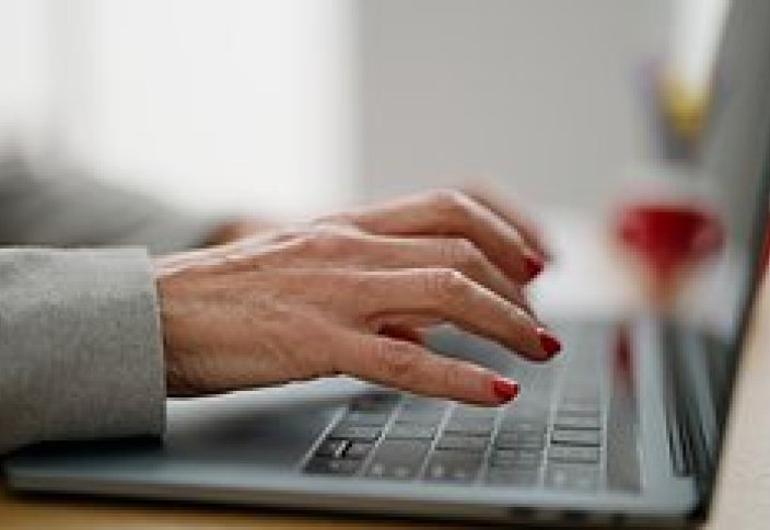 Қытайда лицензиясыз жаңалықтар таратуға және сұхбат алуға тыйым салынады