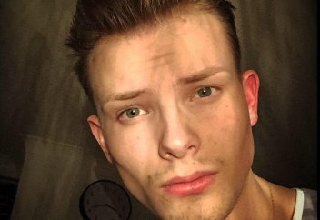 Британец спас девушку в хиджабе от исламофоба