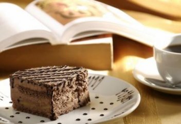 "Кітап кафесінде" тегін кофе ішіңіз