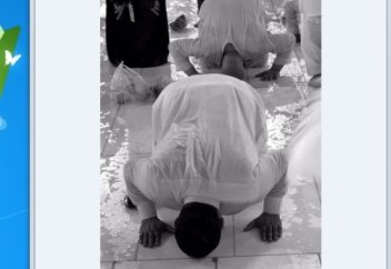 МЕККЕДЕГІ ҚАТТЫ НӨСЕР ҚАЖЫЛЫҚ ЖАСАУШЫЛАРҒА КЕДЕРГІ БОЛА АЛМАДЫ (ВИДЕО+ФОТО)