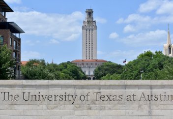 Тарихта тұңғыш рет: университеттердің бірі криптовалюта қорын құрады