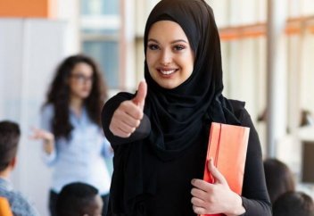 В ОАЭ уравняют зарплаты мужчин и женщин