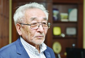 Төрегелді Шарманов көрші елдің сүтін неліктен алмау керектігін айтты