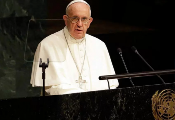 Рим Папасының жауабы мұсылмандар тұрмақ католиктердің өзінің жағасын ұстатты