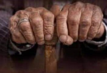 Қартайғанда адам неге әлсіз болады – зерттеу