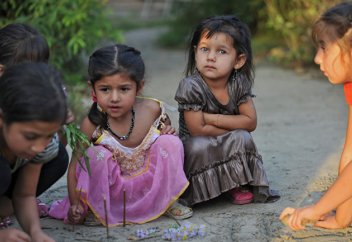 Noonpost (Египет): кочуют и ничего не производят. История цыган с самого начала