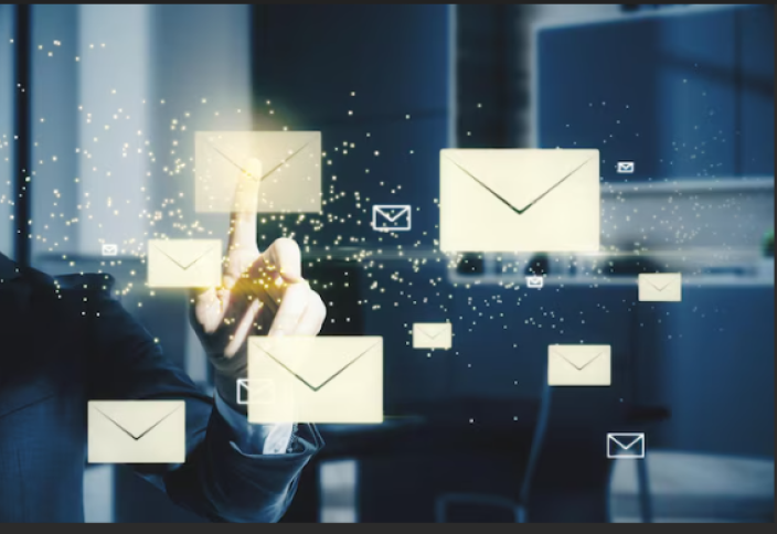 Британ билігі ел тұрғындарын ескі электронды хаттарын жоюға шақырды