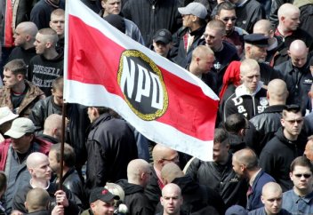 В Германии хотят запретить НДПГ - ультраправую партию, выступающую против мусульман