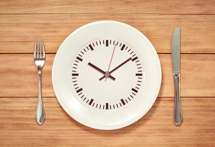 Нейробиолог рассказал об эффектах прерывистого голодания. Хотите иметь крепкое сердце — голодайте раз в месяц
