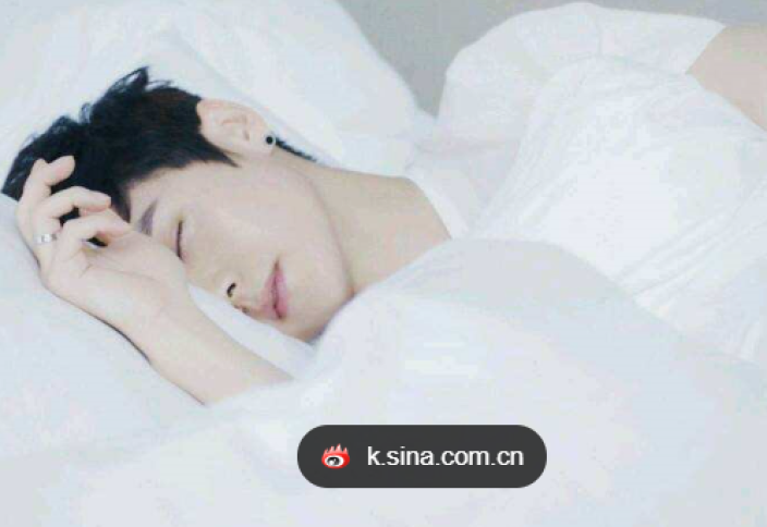 Адам жасанды жарықтан да семіреді екен