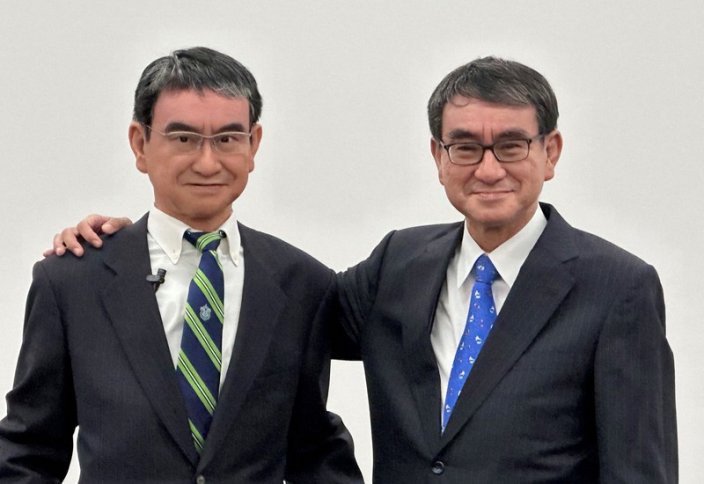 Жапония министрі Таро Кано кибернетикалық аватарға айналды