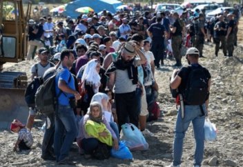 Германияда мигранттарға қарсы қылмыс саны күрт артқан (видео)