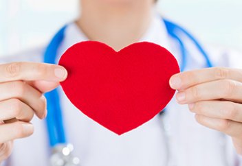 Қазақстанда тұрып жатқан шетелдіктер медициналық сақтандыру қорына жарна төлейді