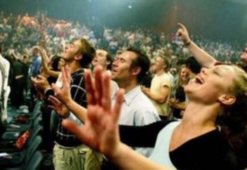 Основательница секты «Ата жолы» предстанет перед судом в России