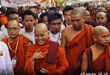 Буддийские радикалы весело праздновали снос мечети, пока не узнали шокирующую правду