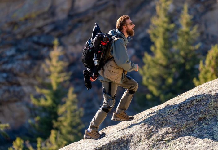 Тізеге арналған экзосүлде аяқ күшін 50 пайызға арттырады (видео)