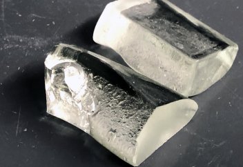 Алюминия мен темірдің көмегімен шынының беріктігін 10 есеге арттырды