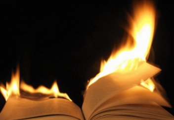 Экстремистские книги будут сожжены в Томске
