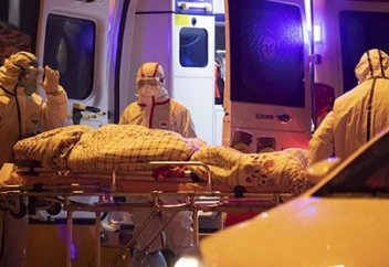 «Организм убивает сам себя»: Когда закончится эпидемия коронавируса, как защитить себя и от чего умирают пациенты