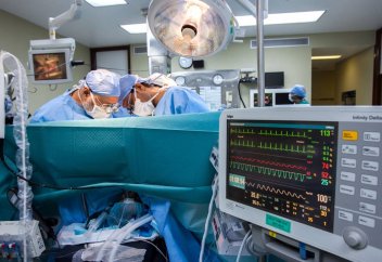 Разные: Страховать профессиональную ответственность медиков хотят в Казахстане