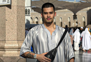 Принявший ислам топ-стример Снико совершил умру