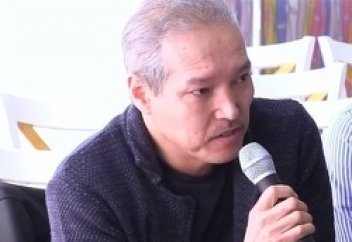 Почему казахстанцы не пытаются изменить свою страну, а просто уезжают?