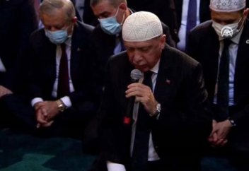 Айя-Софиядағы алғашқы жұма намазы (видео)